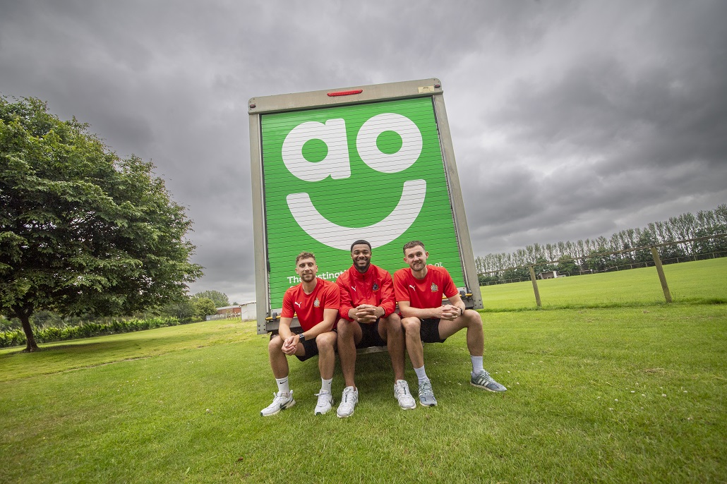 Altrincham Reveal AO As New Front-Of-Shirt Sponsor